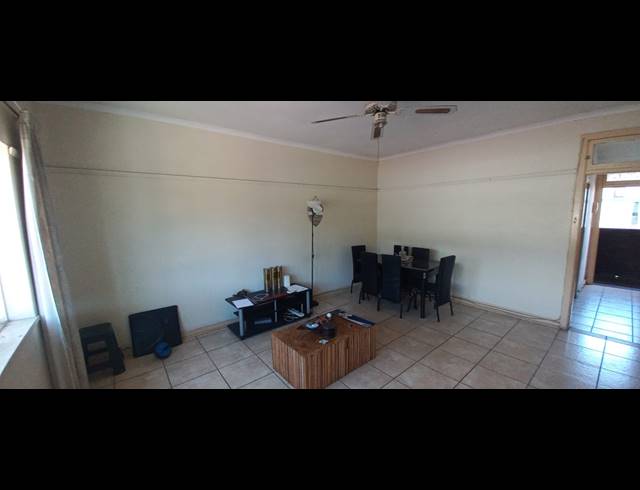 1 BEDROOM FLAT FOR SALE IN UMBILO